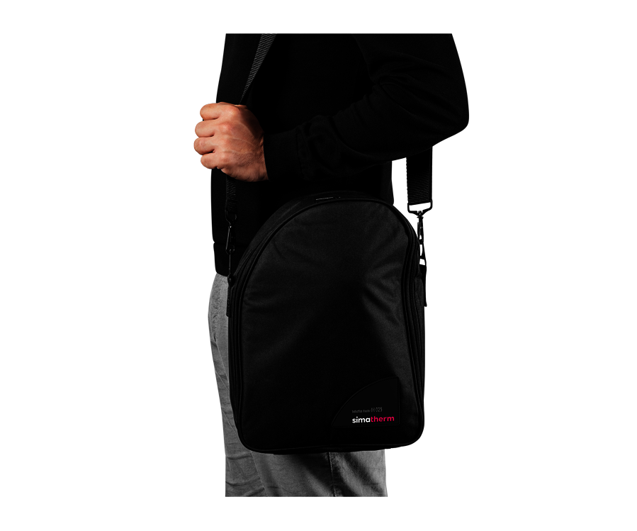 simatherm IH 025感应加热器装在实用的手提袋中，可在现场使用。